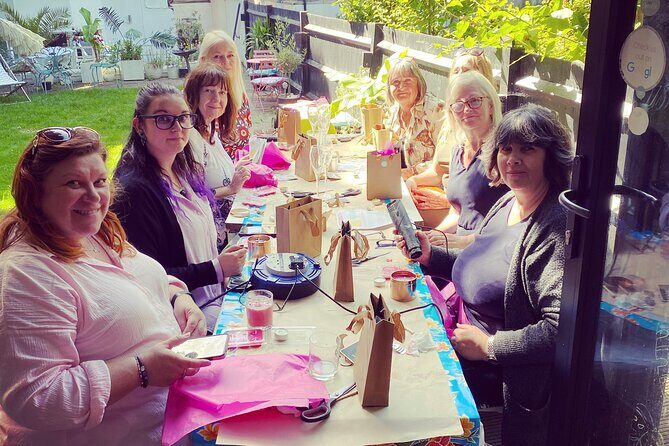 Candle Making Workshop and Bubbly in UK - The Experience Atmosphere