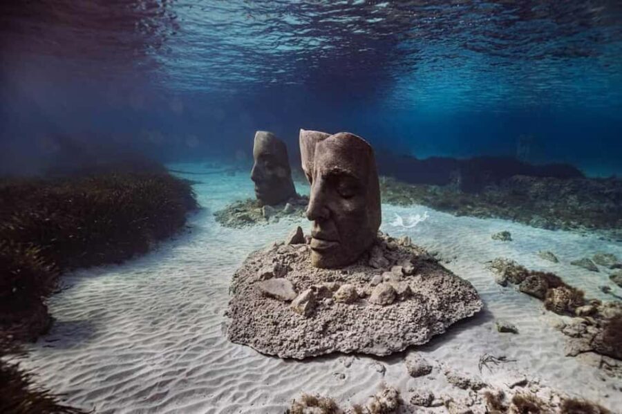 Cannes: Boat trip without a license to the Lerins Islands - The Experience in Practice