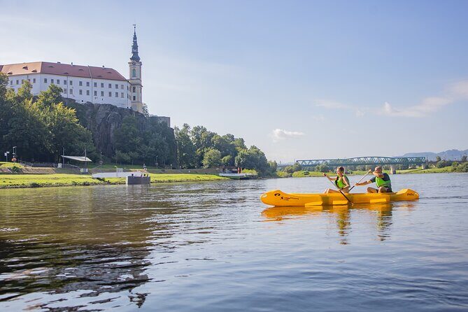 Canoeing on the Elbe river Dín to Schmilka - The Self-Guided Element and Its Impact