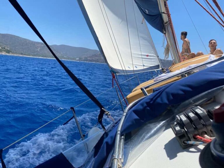 Capitana Quartu Sant'Elena: Shared sunset aperitif 3 hours - FAQ