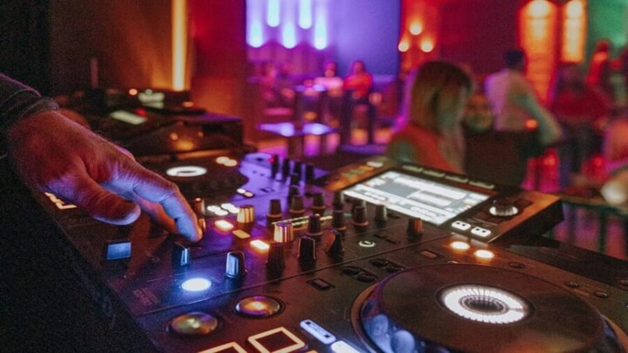 Cappadocia: Guided Bar Crawl with Hotel Pickup and Snack - The Review from Travelers