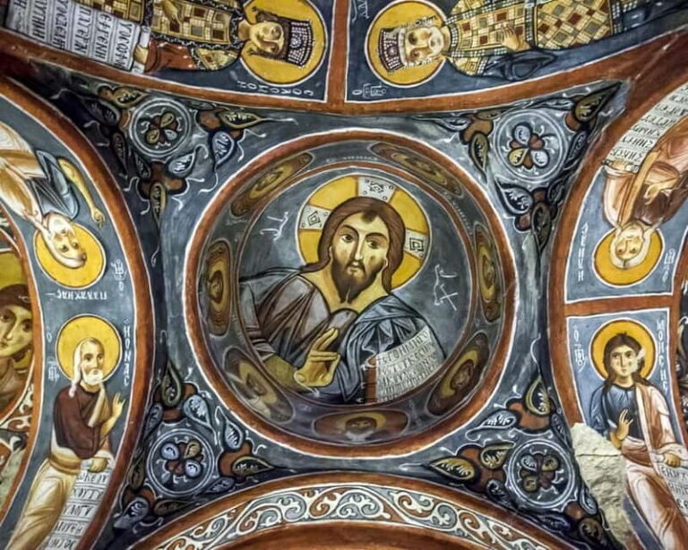 Cappadocia: Red Tour with Lunch and Hotel Pickup - What to Expect During the Day