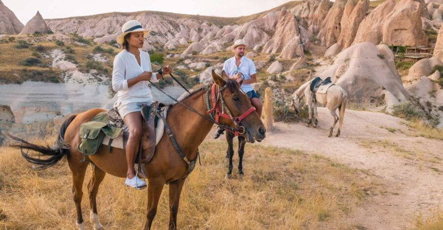 Cappadocia: Sunset Horse Trek Through the Valleys - The Ride: Comfort, Equipment, and Group Size