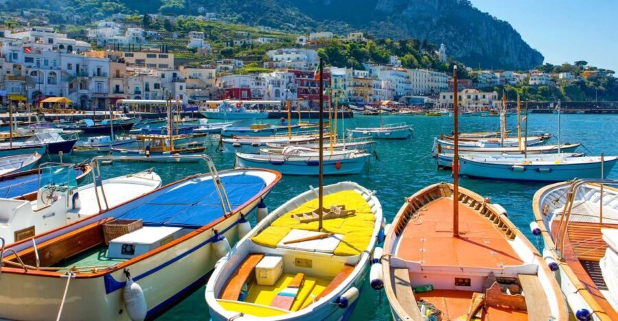 Capri: Boat and Island Tour with Local Guide - The Itinerary Breakdown