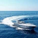 Capri: discover the beauties of the island aboard a Luxury Boat - An In-Depth Look at the Capri Luxury Boat Tour