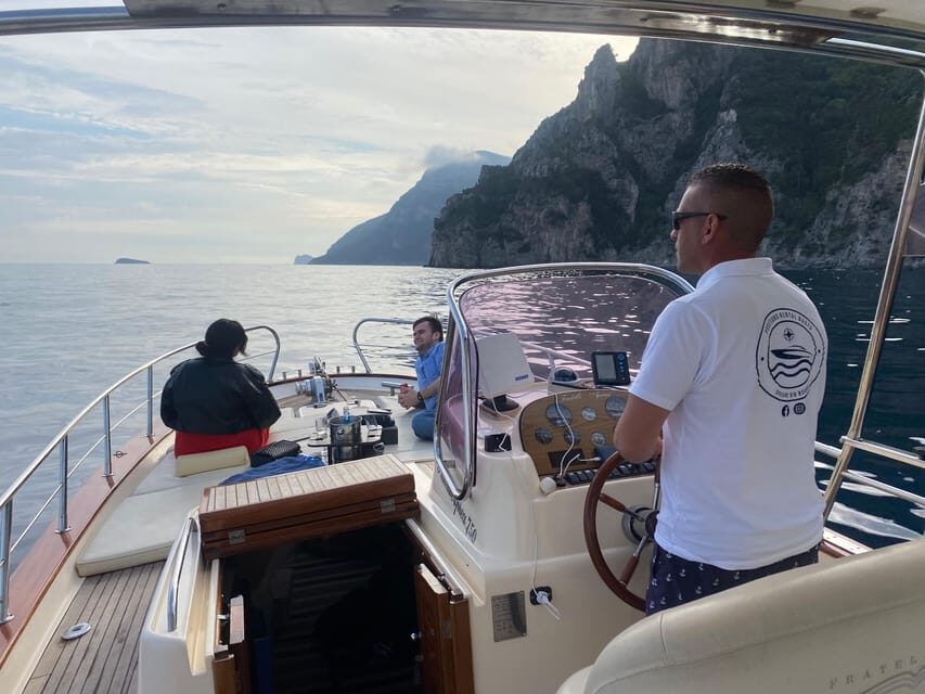 Capri Private Boat Tour from Positano or Praiano - Exploring the Capri Private Boat Tour