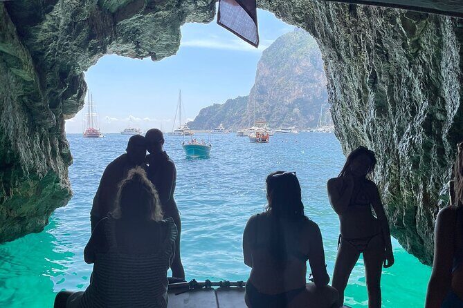 Capri Secret Corners Semi-Private Boat Tour with Local Captain - What Travelers Are Saying