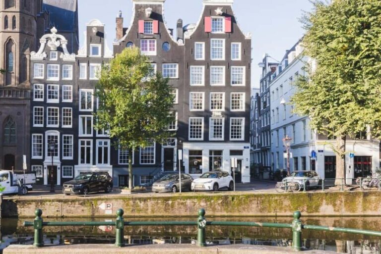 Capture Iconic Amsterdam: Photo Walk with a Pro Photographer - FAQ