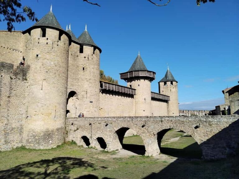 Carcassonne: Private Guided Tour of the Medieval Fortress - Who Is This Tour Best For?