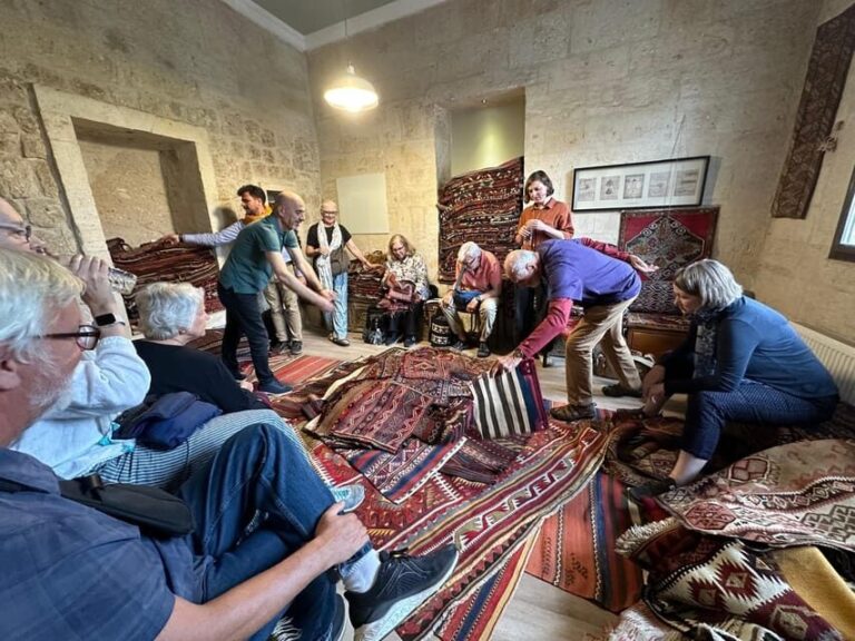Carpet & Kilim Info and Demo - What to Expect from the Tour