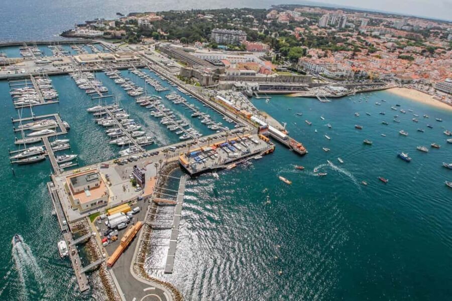 Cascais and Sintra: Tuk Tuk Tour from the Coast to the Royal Castles - Final Thoughts: Who’s This Tour Best For?