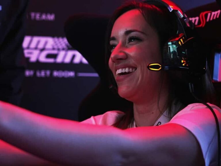 Casino Barcelona  Car Racing Simulator + Welcome Drink - The Experience Itself