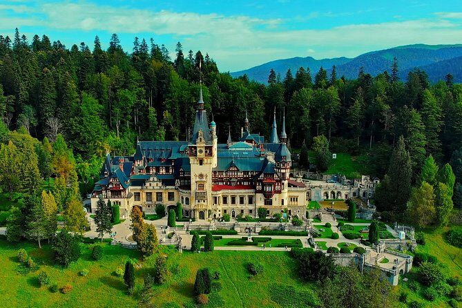 Castle trip from Brasov: PRIVATE Tour to Bran Castle & Peles Palace in Sinaia - What You’ll Do: The Itinerary Breakdown