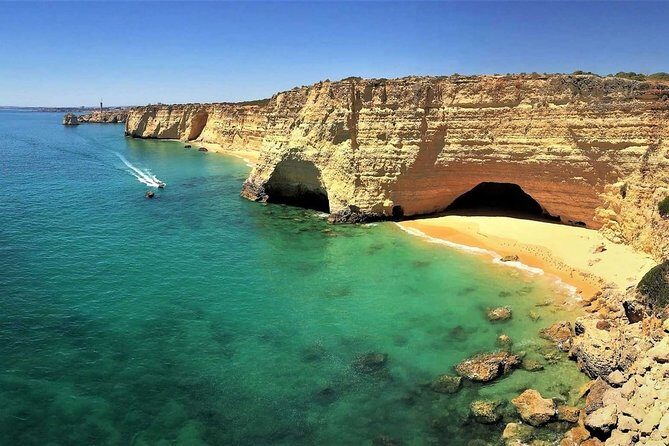 Catamaran Private Tour - Benagil & Marinha Beach - (28 PAX) - First Stop: Algar de Benagil