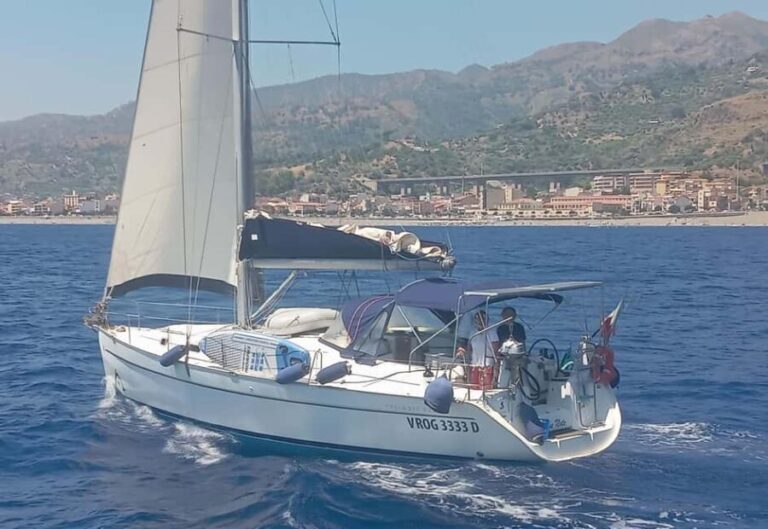 Catania: Boat tour with brunch and/or aperitif - What to Expect from the Catania Boat Tour