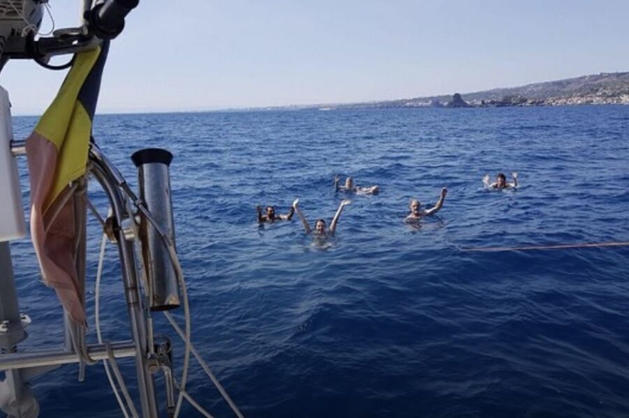 Catania: Spritz and Sunset Sailing Tour - Who Should Consider This Tour?