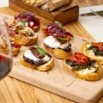 Catania: Volcanic Wine Tasting in a Metropolitan Market - The Setting and Atmosphere