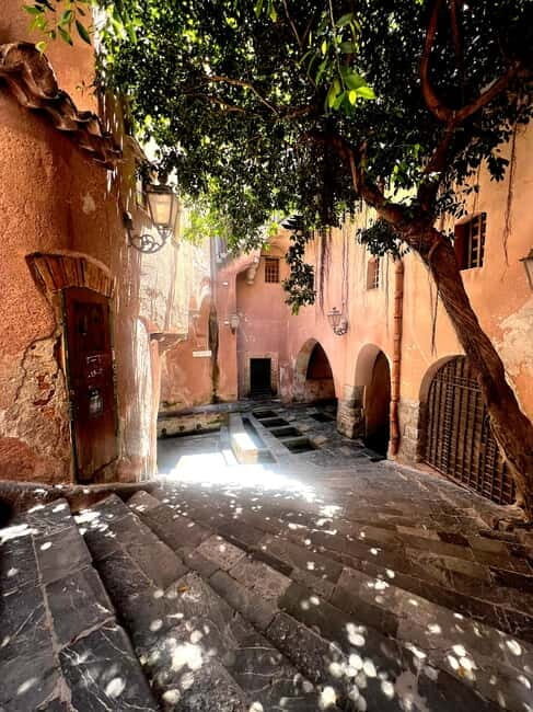 Cefalù: Walking Tour & Authentic Sicilian Aperitivo - A Closer Look at the Itinerary
