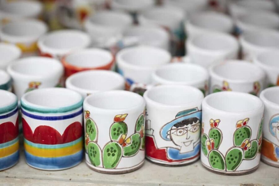 Ceramic workshop in Catania with a local expert - The Setting and Logistics