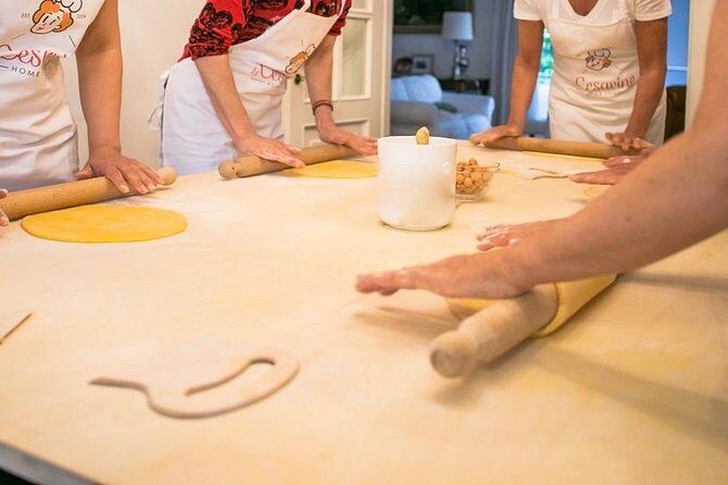 Cesarine: Small group Pasta and Tiramisu class in Catania - The Atmosphere & Hosts