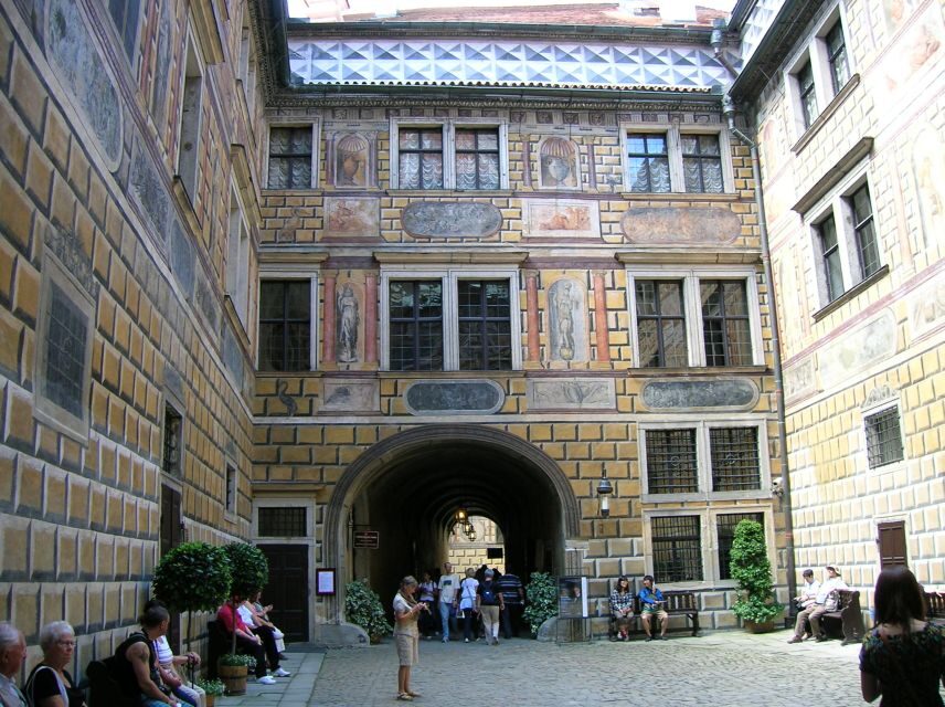 Cesky Krumlov Private Day Trip from Prague - Who Should Consider This Tour?