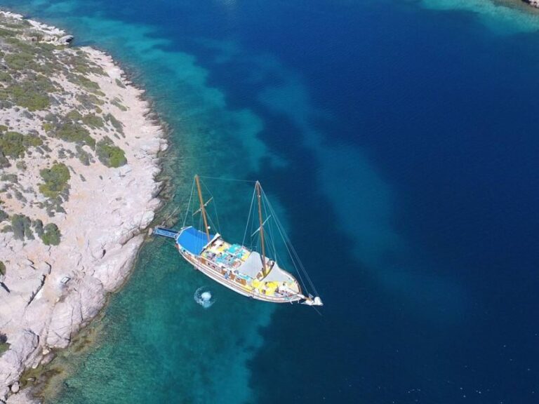 Cesme: Small Group Boat Tour with Open Buffet Lunch - In-Depth Look at the Experience