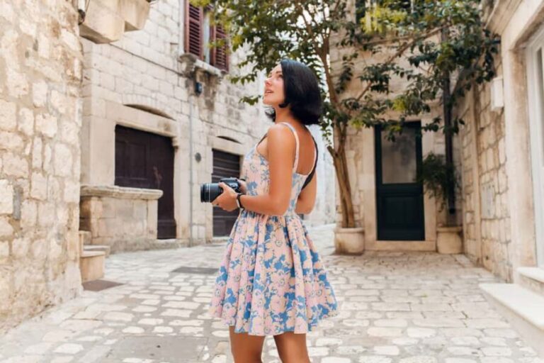 Chambéry: Express Walk with a Local - The Experience in Practice