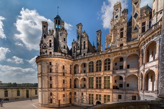 Chambord Castle: Private Guided Walking Tour - Analyzing the Price and Overall Value