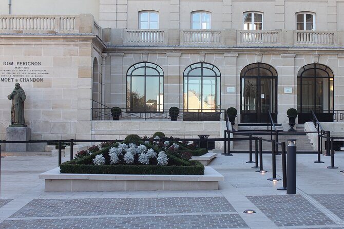 Champagne Moet & Hautvillers & Family Vineyard Visit & Vine Walk - Flexibility and Customization: The Heart of the Tour