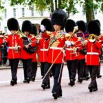 Changing of the Guard Guided Tour at Buckingham Palace - The Experience and Its Pros and Cons