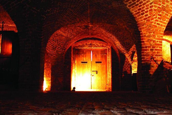 Charleston Ghost & Dungeon Night-Time Walking Tour with Entry to Provost Dungeon - FAQ
