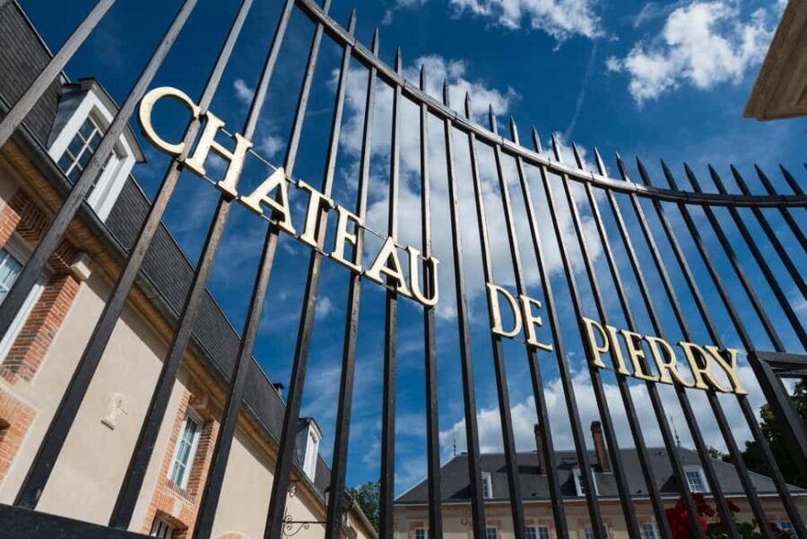 Château de Pierry: Open house in the heart of the 18th century - The vibe and atmosphere