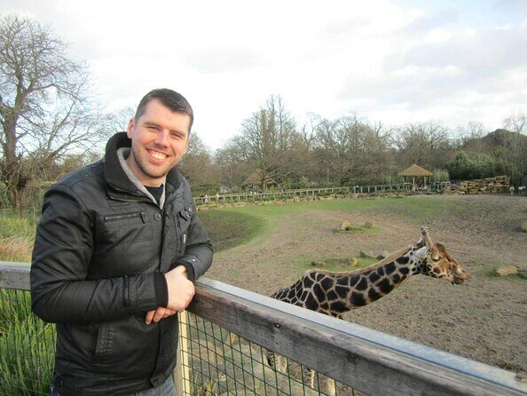 Chauffeur Luxury Driver Private Transfer - FAQs