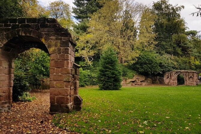 Chester Quest: Self Guided City Walk & Immersive Treasure Hunt - Who Is This Tour Best For?