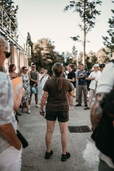 Chianti Rufina: Discover the tradition of extra virgin olive oil and organic wines - Exploring the Vineyards and Olive Groves