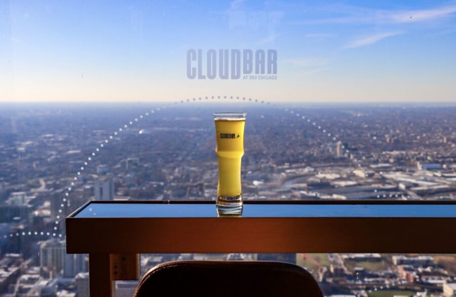 Chicago: 360 Chicago Observation Deck Sip and View Ticket - Who Will Love This Experience?
