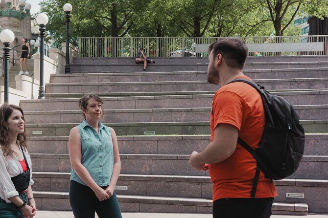 Chicago Ghosts & Haunted History Walking Tour - The Experience and Atmosphere