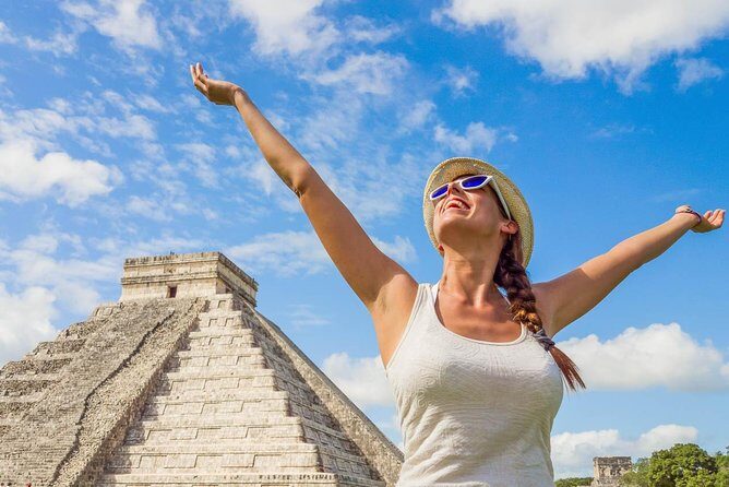 Chichen Itza Deluxe Valladolid and 2 Cenotes - Deep Dive into the Experience