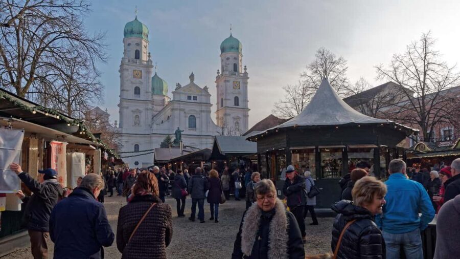 Christmas markets at Regensburg and Passau - What to Expect