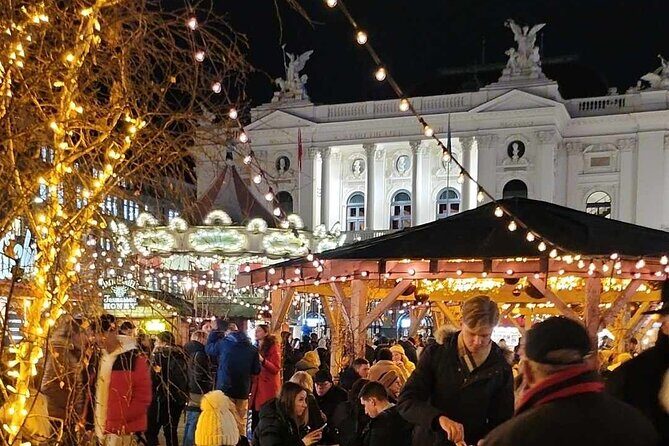 Christmas Walking Tour in Zürich: Exploring Holiday Charm - An Engaging Introduction to Zurich’s Christmas Spirit