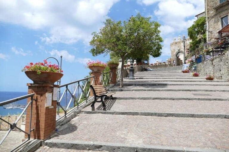 Cilento tour with mozzarella tasting for cruise passengers - Discovering Agropoli: The Historic Charm