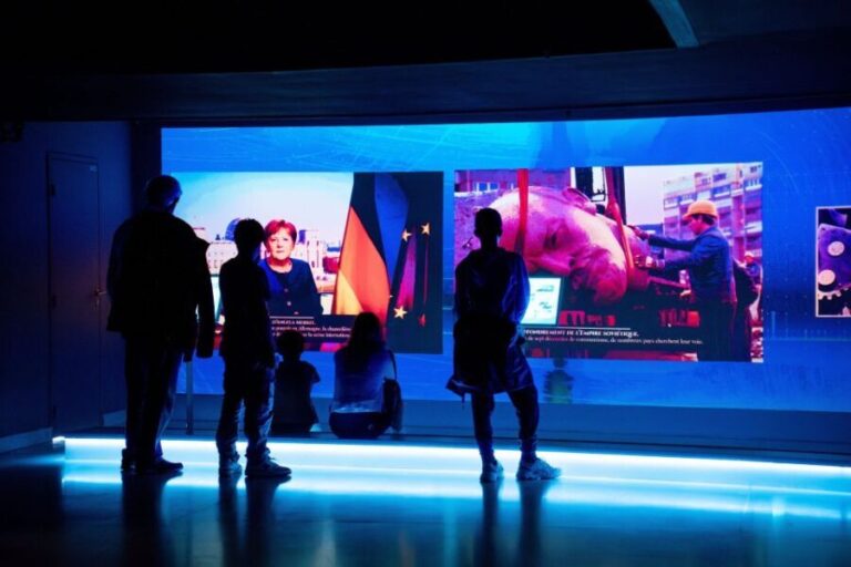 Cité de l'Histoire - Entry Ticket - How the Experience Is Structured