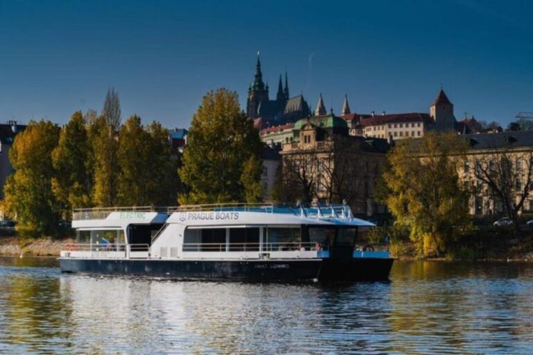City Sightseeing Prague HOHO Bus, Castle Tour + River Cruise - Who is This Tour Best For?