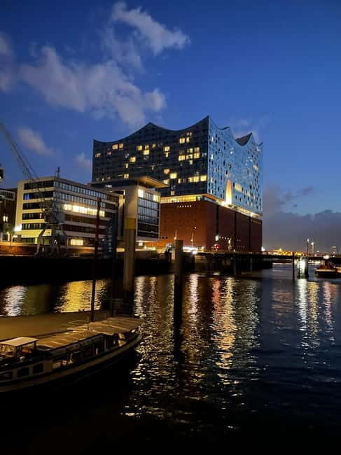 City tour through Hafencity, Speicherstadt... with a real insider! - FAQs About the Hamburg Insider Tour