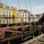 City walk in Ålesund: Art Nouveau, sea views & insider tips - Discovering Ålesund’s Architecture and History