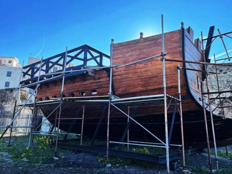 Civitavecchia: visit the city with Incitur! - Roman Dock and Ancient Remains