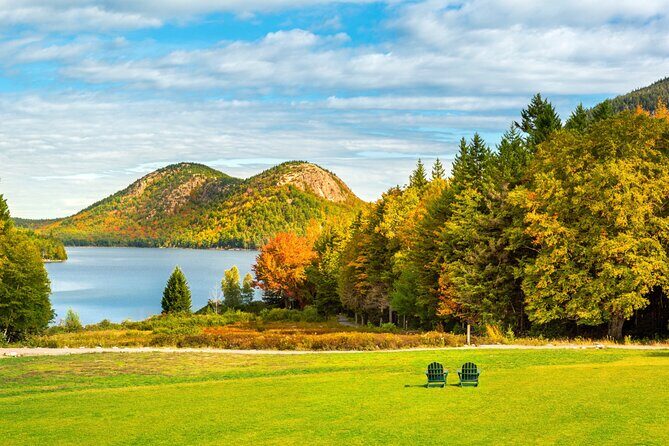 Classic Acadia Private Tour: Cadillac Mountain & Thunder Hole - Comfort and Convenience: The Vehicle & Amenities