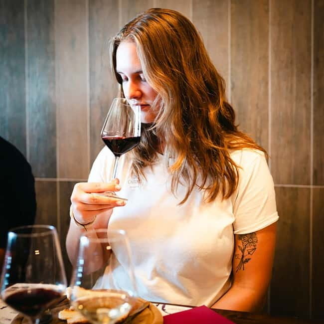 Classic: Tasting of Wines, Oils & Vinegars - Setting the Scene: The Location & Atmosphere