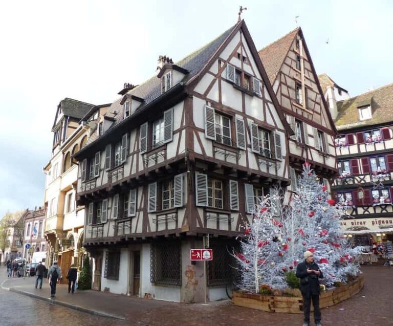 Colmar 2H Walking Tour to explore the Highlights of the city - Practical Details and Considerations