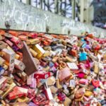 Cologne: Express Walk with a Local in 60 minutes - A Closer Look at the Itinerary